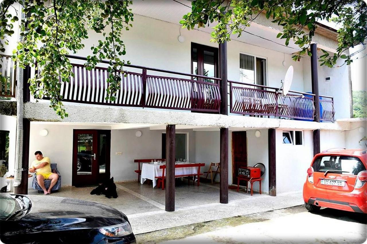 Guest House Qedi Jvari Exterior photo